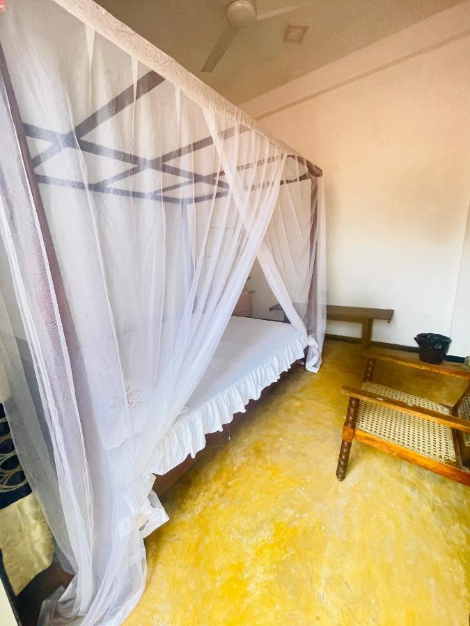 Chithra Homestay 탕갈레 외부 사진