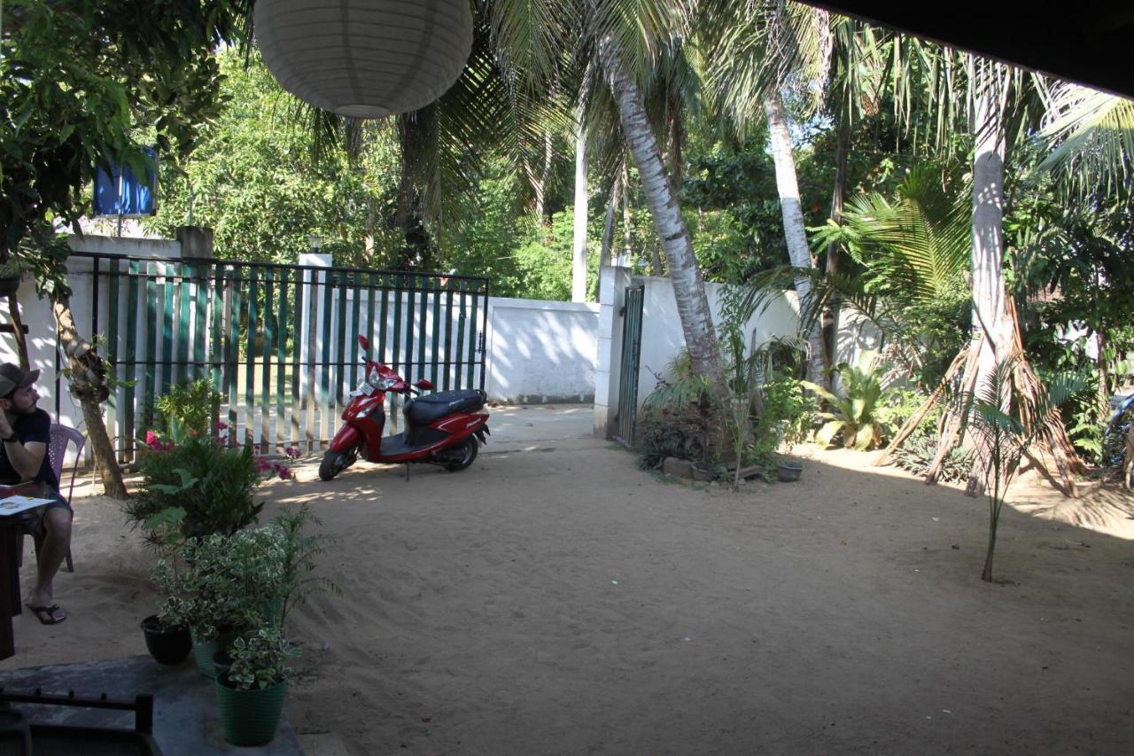 Chithra Homestay 탕갈레 외부 사진