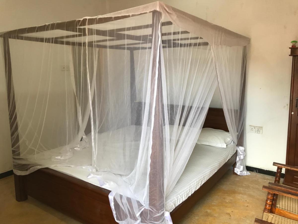 Chithra Homestay 탕갈레 외부 사진