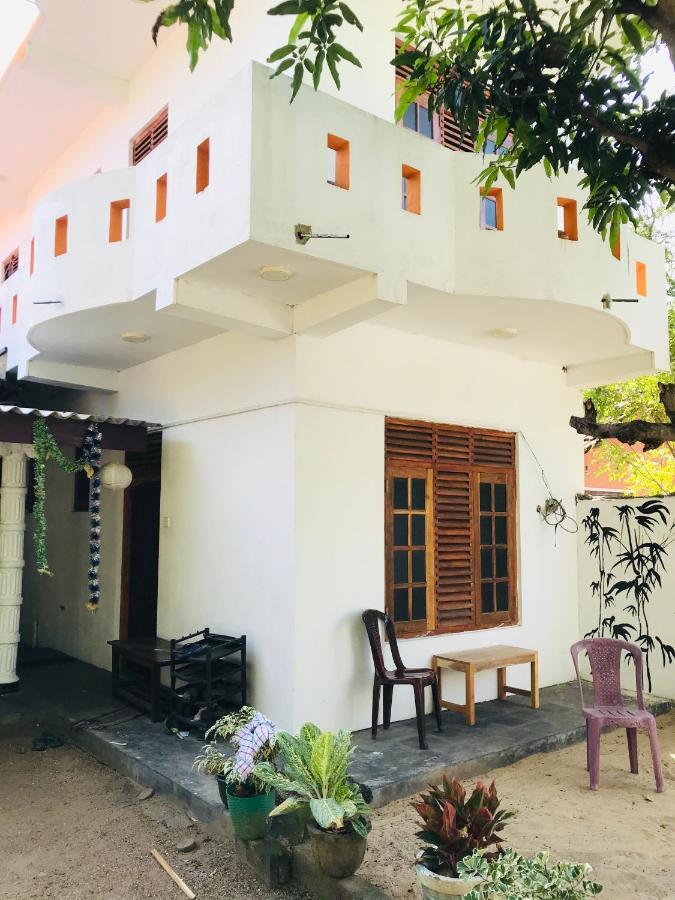 Chithra Homestay 탕갈레 외부 사진