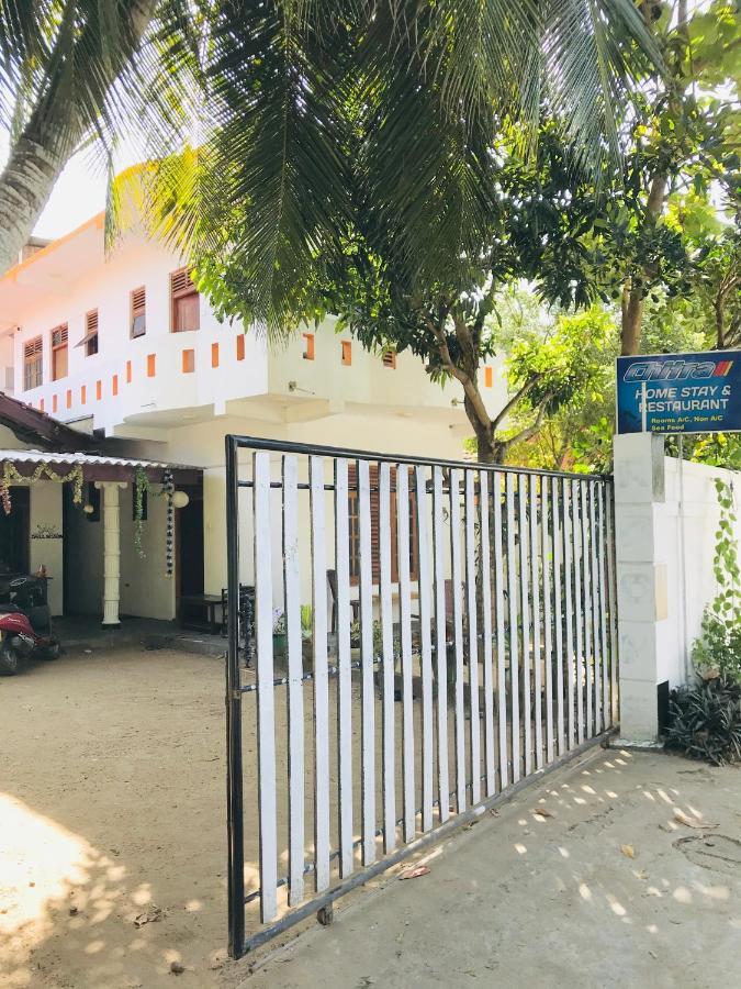 Chithra Homestay 탕갈레 외부 사진